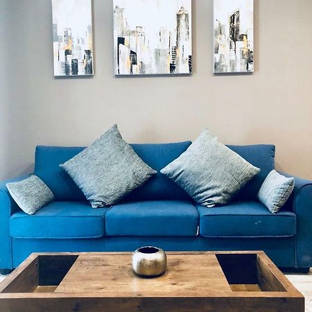 Holiday Townhouse In Sliema Centre ภายนอก รูปภาพ